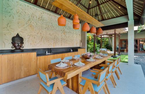 Dyanapura Villa | Villa Mahkota Seminyak