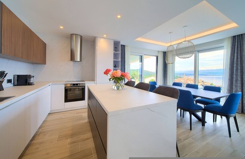 Vrbnik Villa | Villa Majestic With Sauna and Beautiful Views