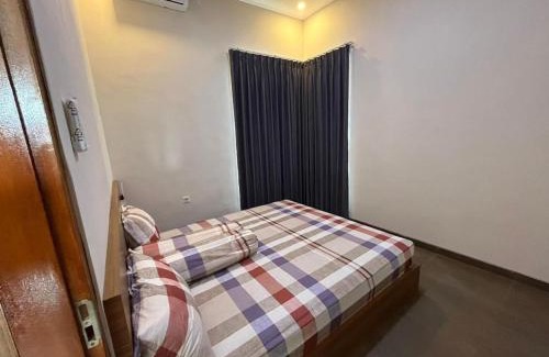 Sidomulyo Villa | Villa makota kota batu
