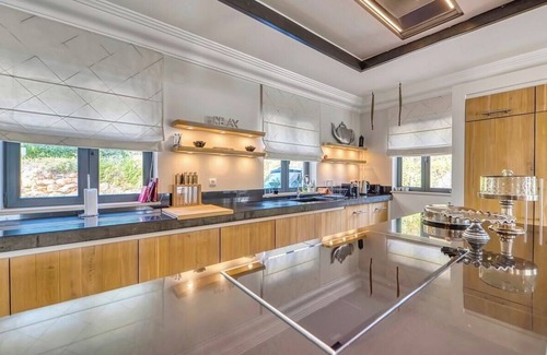 Alcalar Villa | Villa Mali - Family villa with large heated pool and jacuzzi!