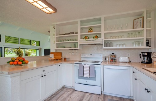 Princeville Condo | Villa Maluhia - AC & Ocean Views from Lanai! Perfect for Romantic Retreats