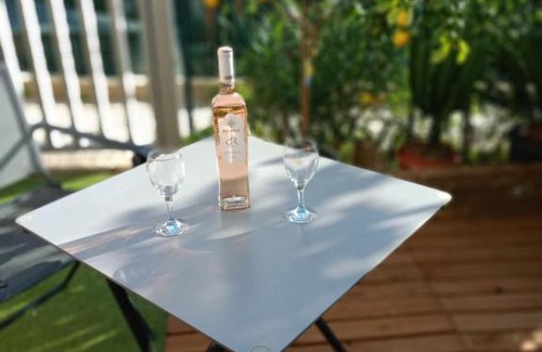 Villefranche-sur-Mer Apartment | Villa Mandarine apartment No 2