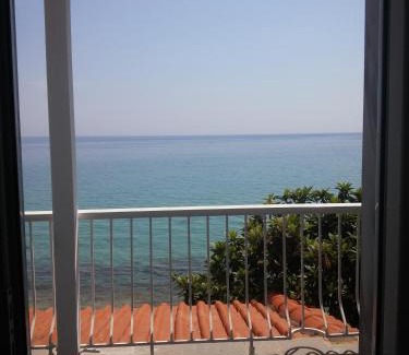 Mola Kalyva Apartment | Villa Maria mola
