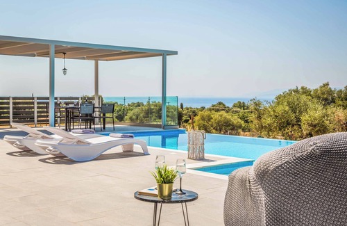 Karavados Villa | Villa Maria Theo