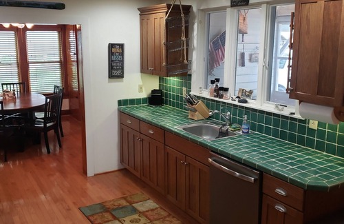 Bolton Landing Villa | VILLA MARIA - walk to Sagamore, Beaches; Dog Friendly, Fire Pit, Volley Net
