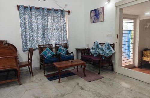White Town Villa | Villa Mariannie