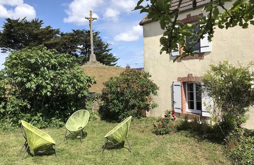 Barneville-Carteret House | Villa Marie Thérèse - 3 bedrooms, sleeps 8