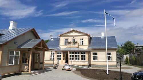 Haapsalu Apartment | Villa Marienholm