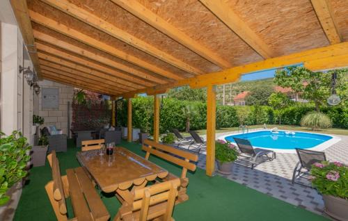 Imotski Villa | Villa Marija-Makarska by Villas Guide
