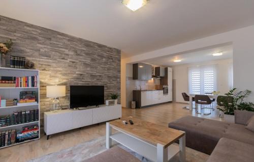 Imotski Villa | Villa Marija-Makarska by Villas Guide