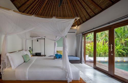 Batu Bolong Villa | Villa Markisa Echo Beach