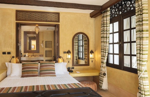Pak Nam Pran Hotel | Villa Maroc Resort