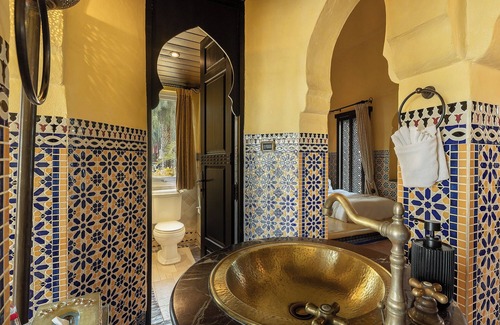 Pak Nam Pran Hotel | Villa Maroc Resort