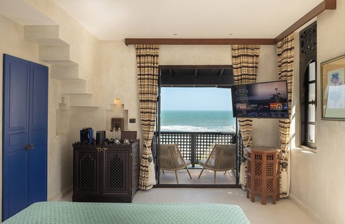 Pak Nam Pran Hotel | Villa Maroc Resort