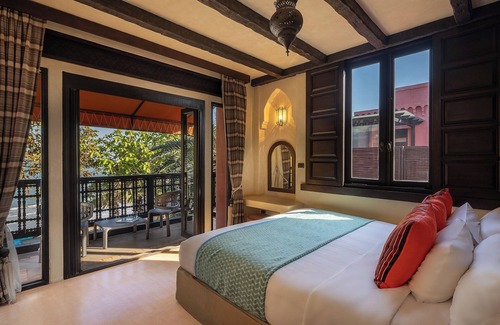 Pak Nam Pran Hotel | Villa Maroc Resort