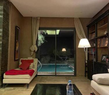 Tassoultante Villa | Villa Marrakech piscine privée vue sur Golf&Atlas