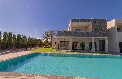 El Aggada Villa | Villa Marrakech vue atlas