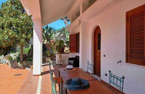 Succhivo Apartment | Villa Martina - "Magnolia" apartment, in the outbuilding of a prestigious Villa