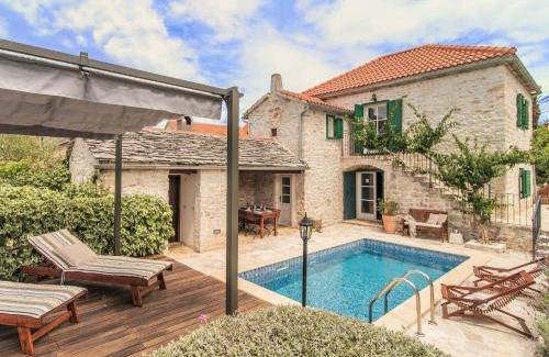 Mirce Villa | Villa Maruka