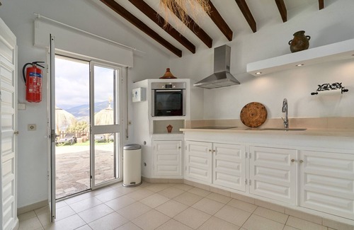 Competa Villa | Villa 'Marvellous Private Cómpeta' with Sea View, Wi-Fi and Air Conditioning