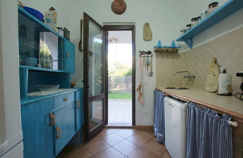 Sarroch House | Villa Mary in Pula: exclusive location with private access to the beach