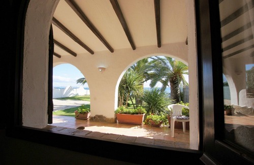 Sarroch House | Villa Mary in Pula: exclusive location with private access to the beach