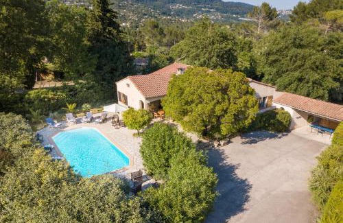 Peymeinade Villa | Villa Mas des Fleurs by Villa Plus