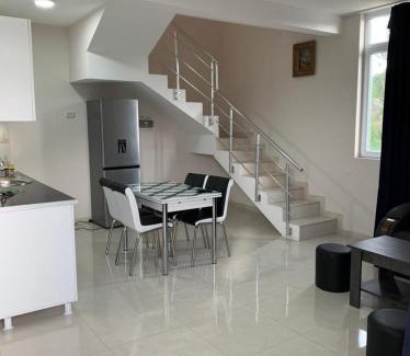 Ureki Villa | Villa MATE & Villa LUKA