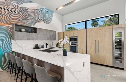 North Miami Beach House | Villa Maya: A Luxury Retreat in North Miami Beach