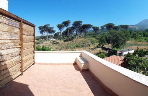 Torre del Greco House | Villa Mazza al Vesuvio