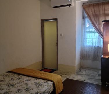 Kampung Bagan Lalang House | Villa Medina @ Sepang Gold Coast