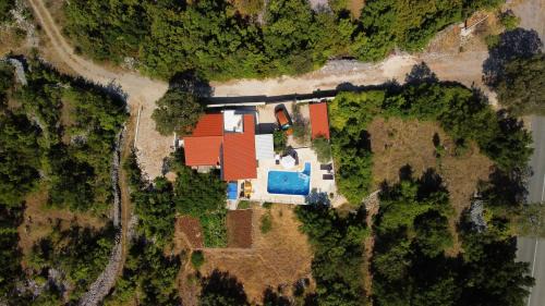 Tucepi House | Villa Melita - Heated pool, Speed Internet within Nature Park