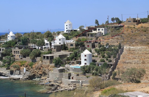 Koundouros Villa | Villa Melydia, a family Friendly Villa With Swimming Pool, 50 Meters From Se