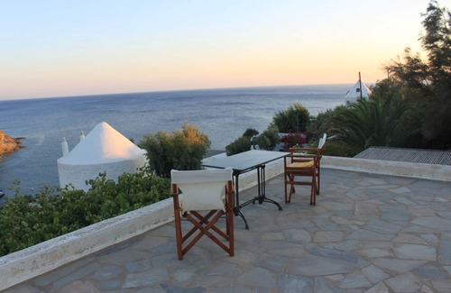 Koundouros Villa | Villa Melydia, a family Friendly Villa With Swimming Pool, 50 Meters From Se