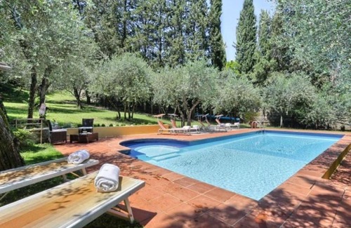 Oltrarno Villa | VIlla Merlo Ner0