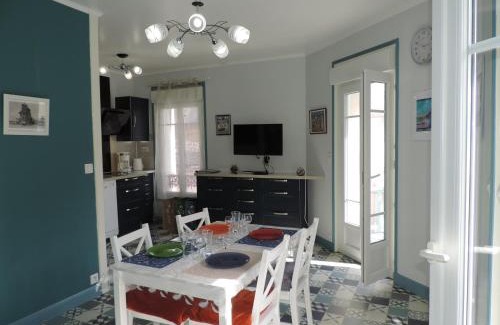 Mers-les-Bains Apartment | Villa Mes Souvenirs 1er étage Wifi Lit fait Taxe de Séjour Incluse