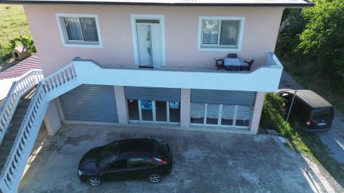 Shkoder County Villa | Villa Mesi Bridge by River