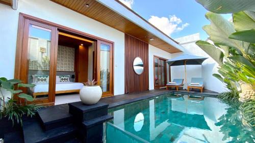 Padonan Villa | Villa Miki 2BR Private Pool Canggu