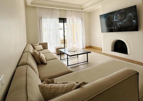 Issen Villa | Villa Mila