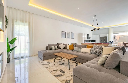 El Aggada Villa | Villa Mima: Contemporary Luxury with Heated Pool in Marrakech