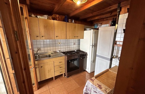 Torre Lapillo Apartment | Villa Mimina with Barbecue and Parking