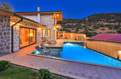 Sarıbelen Villa | Villa mirador stone