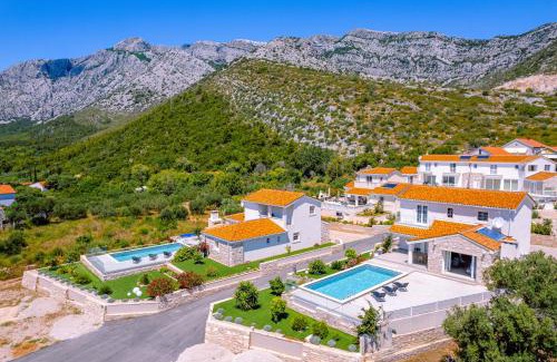 Stankovici Villa | Villa Mirage with Private Heated Pool