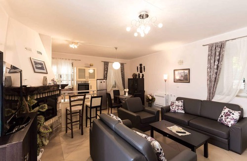 Kotor Villa | Villa Miramare Kotor