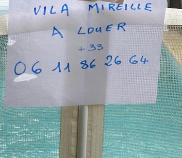 Morieres-les-Avignon Villa | VILLA MIREILLE CALME ARBOREE PISCINE SANS VIS A VIS SECURISEE