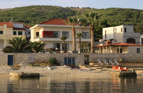Municipality of Trogir Villa | Villa Mirjana - Exclusive beachfront 6 bedroom villa with pool
