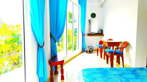 Kahandamodara Villa | Villa Modara Ocean For Rent