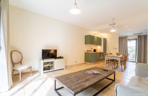 La Redorte Condo | Villa Moderne Avec Accès Piscine, Parking, Wi-Fi
