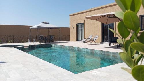 Fezouane Villa | Villa moderne avec grande piscine sans vis-à-vis Berkane Saïdia
