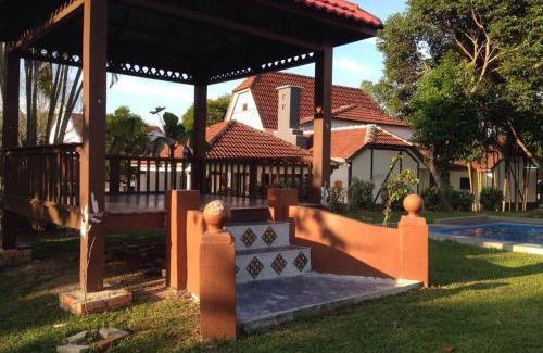 Alor Gajah Villa | Villa Mommy A Famosa Resort